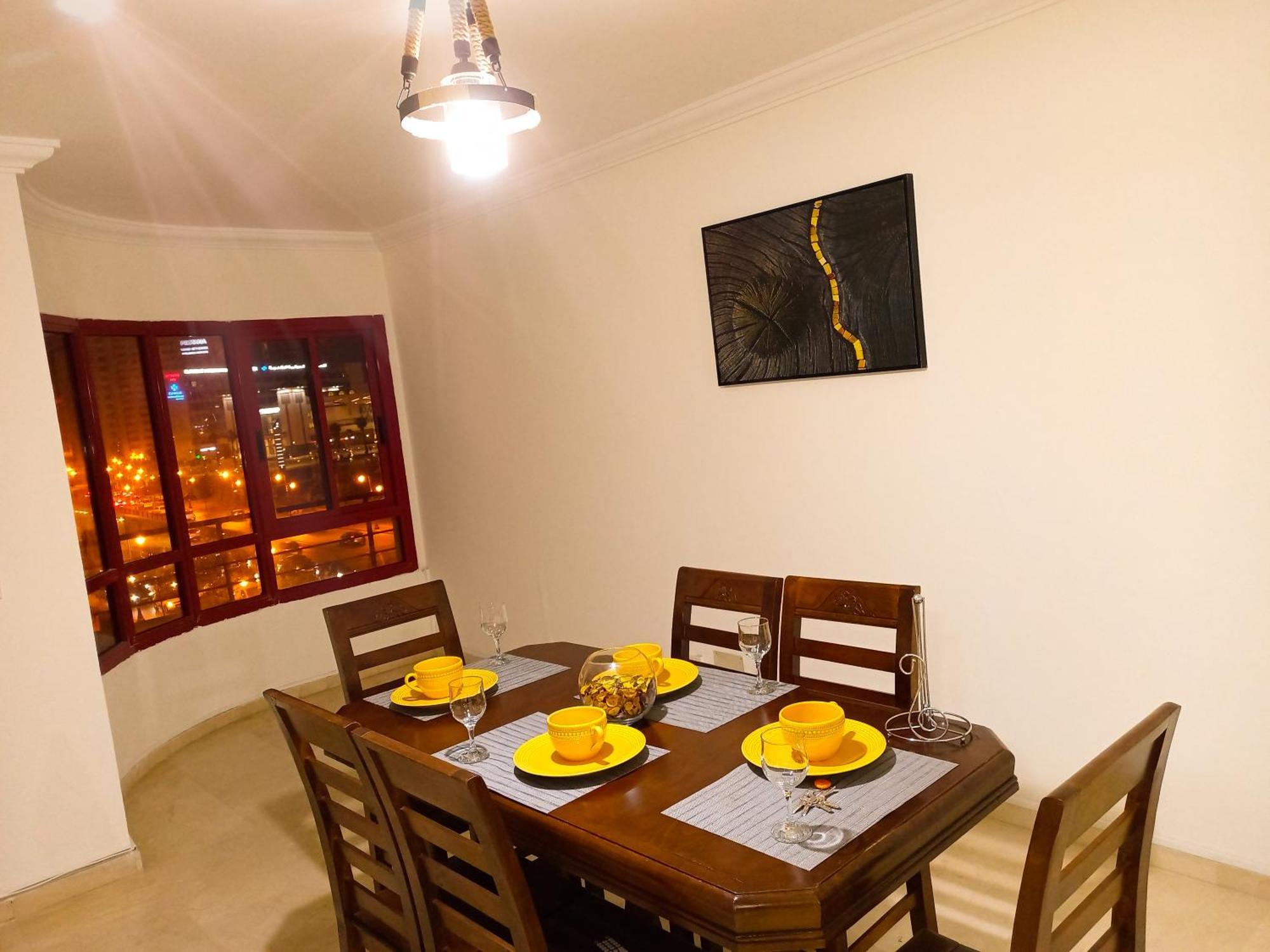 Amazing Appartement Au Centre Ville En Face Hilton & Gare Train De Tgv De Tanger 2N Exterior photo